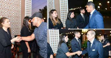 وزراء وشخصيات عامة وفنانون وإعلاميون وسياسيون فى عزاء أرملة الراحل إبراهيم سعده.. خالد أبو بكر وأبو هشيمة فى مقدمة الحضور.. ليلى علوى وشريهان أبو الحسن وإلهام شاهين وأحمد السقا يقدمون واجب العزاء