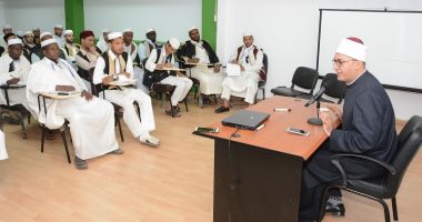 صور.. أمين عام مجمع البحوث يلتقى أئمة ليبيا بمنظمة خريجى الأزهر