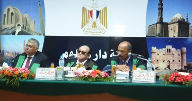 أول رسالة دكتوراه بدار علوم القاهرة عن الجانب الأخلاقى فى الدساتير المصرية