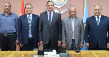 جامعة سوهاج تفتتح مدرسة للتعليم الفنى المزدوج بكلية التعليم الصناعى
