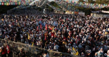 تركيا تواصل قمع الصحفيين.. اعتقال صحفي جريدة يني تشاج 