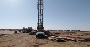 بدء أعمال حفر بئر القرى النموذجية شمال مدينة الخارجة بتكلفة 3.5 مليون جنيه