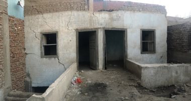 67 عاما على ثورة 23 يوليو.. منزل جد "عبد الناصر" بمسقط رأسه فى أسيوط شاهد على التاريخ.. احتضن اجتماعا للضباط الأحرار والسادات وبعض قيادات الثورة زاروه لتقديم العزاء فى الزعيم الراحل.. والمحافظ يقرر ترميمه.. صور