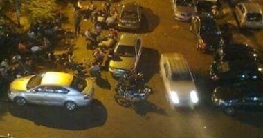 صور.. الباعة الجائلين والمقاهى تحتل ميدان العارف بالله فى سوهاج