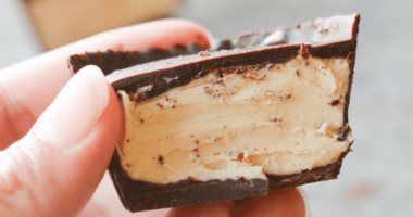 اعرفى طريقة عمل كرات الـ Peanut Butter Cheesecake  فى المنزل