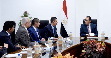 رئيس الوزراء يلتقى نائب رئيس مجلس إدارة مجموعة "عجلان وإخوانه" السعودية