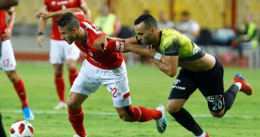 فيديو وصور.. رمضان صبحي يهدر فرصة تقدم الاهلي أمام المقاولون 