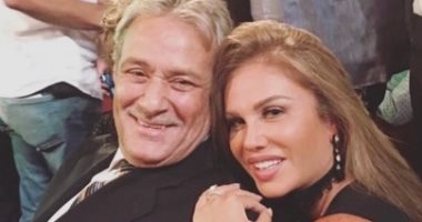 "حاجة تحزن بجد".. نيكول سابا تنعى فاروق الفيشاوى