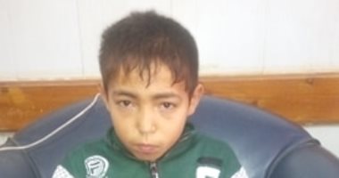 صور.. مأساة أب بالشرقية يعانى طفليه التوأم من فشل كلوى ويحتاج زراعة كلى
