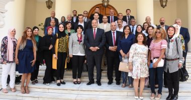 صور.. "المرشدين السياحيين" تختتم دورة تدريب أعضائها حول الدبلوماسية المصرية