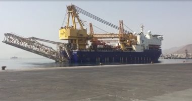 وصول ألف طن معدات ومواسير بترولية وتداول 316 شاحنة بضائع موانئ البحر الأحمر