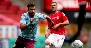 تريزيجيه يطير إلى ألمانيا مع أستون فيلا لمواجهة لايبزيج