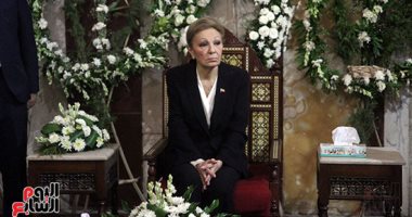 أرملة شاه إيران تشكر السيسي والمصريين وتحيى روح الراحل السادات.. صور