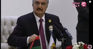 حفتر والسراج يلتقيان بميركل قبل قمة برلين بشأن ليبيا