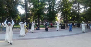 صور.. سوهاج للفنون الشعبية تبهر الجمهور فى بلغاريا