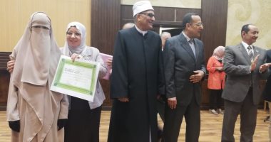 صور.. محافظ شمال سيناء يكرم أوئل الثانوية والإعدادية