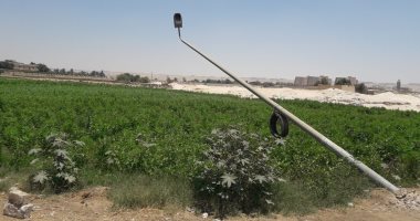 اضبط مخالفة.. عامود إنارة يهدد المارة بالمدخل الجنوبى للمنطقة الصناعية بالمنيا