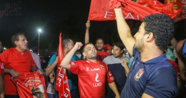 شاهد رسائل جمهور الأهلى للاعبيها فى اخر مواجهة جماهيرية مع الزمالك