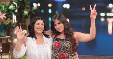 ياسمين عبدالعزيز مفاجأة منى الشاذلى فى الموسم الجديد لـ "معكم"