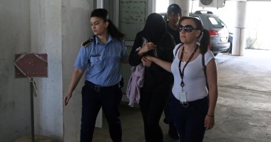 فتاة بريطانية تنفى اختلاق اتهامها إسرائيليين باغتصابها جماعيا