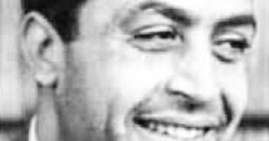 سعيد الشحات يكتب: ذات يوم 30 يوليو 1990.. الموسيقار محمود الشريف يتذكر أيام عمله فى محل بقالة وصبى حلاق ونجارا.. وبطولاته فى المصارعة