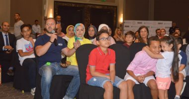 الهجرة تكرم أطفال المصريين بالخارج الفائزين بمسابقة "هنعيشها مصرى".. صور