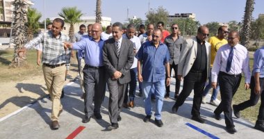 صور.. رئيس جامعة قناة السويس يفتتح العيادات الخارجية للمستشفى الجامعى