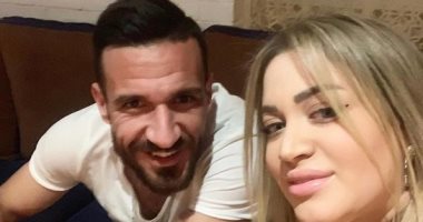 كواليس غرف الملابس.. عندما فقد على معلول زوجته بسبب الجماهير