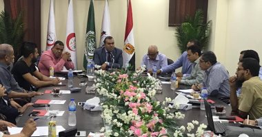 عضو بنقابة البيطريين يطالب الحكومة بتبنى مبادرة تصدير الأدوية البيطرية