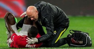 رسميا.. مانشستر يونايتد يعلن غياب الإيفوارى بايلى 5 أشهر 