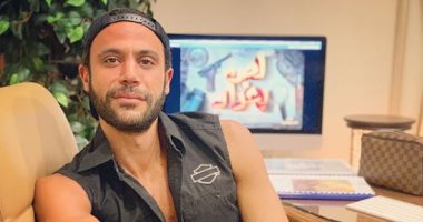 بهذه الكلمات .. محمد إمام يشوق جمهوره لفيلمه الجديد "لص بغداد" 