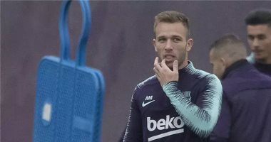 ميلو يقطع عطلته الصيفية ويعود إلى تدريبات برشلونة اليوم 