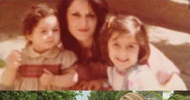 من الطفولة للشباب.. سيرين عبد النور مع والدتها وشقيقتها (صور)