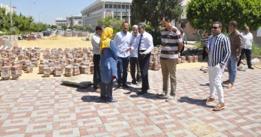صور.. رئيس جامعة قناة السويس يتفقد أعمال التجديد داخل الحرم الجامعى
