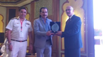 تكريم اليوم السابع على هامش فاعليات المؤتمر الدولي الأول لإصابات الملاعب