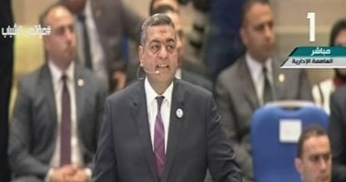 وكيل الرقابة الإدارية يستعرض تطبيق التحول الرقمى ضمن منظومة التأمين الصحى