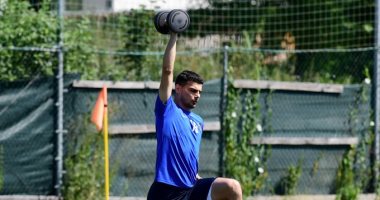 لاعب العين: حققت 12 بطولة مع "الزعيم" وأطمح للأسيوية
