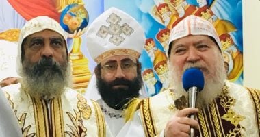 أسقف سوهاج والمراغة يكلف 100 شماس جديد بالخدمة فى قرية الشهداء