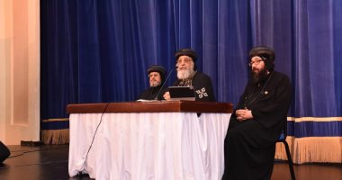 البابا تواضروس يلتقى بخدام كنائس الخليج العربى بمسرح الكاتدرائية