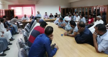 جهاز البيئة بوسط الدلتا يجتمع بمتعهدى قش الأرز بالغربية وكفر الشيخ