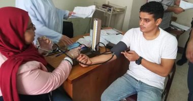 صور.. مستشفى جامعة المنوفية تنهى الكشف على 47 حكمًا لكرة القدم