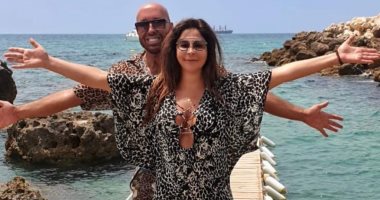 إليسا تعود لنشر صورة مع وديع النجار بعد شائعات خطبتهما قبل عام 