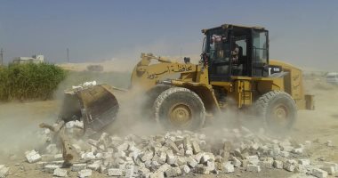 إزالة 55 حالة تعدى واسترداد 1000 متر مبانى و2175 فدان زراعة بقوصية أسيوط