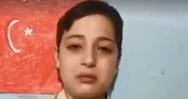 شاهد..بكاء طفل سورى بعد قرار ترحيله من اسطنبول