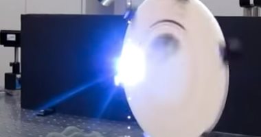 البنتاجون يختبر ليزر ينقل الكلام عبر مئات الأميال 