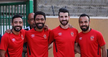 صور.. أفشة ومتولى فى أول مران بالأهلى استعداداً لمواجهتى"اطلع برة" 