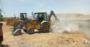 صور.. إزالة 18123 متر تعديات على أملاك الدولة بسوهاج