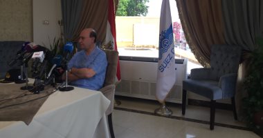 صور.. مميش: قناة السويس تحقق أكبر رقم قياسى فى تاريخها بعبور 81 سفينة اليوم