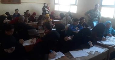 432 مواطن يتقدموا لاجتياز اختبارات محو الأمية بالقافلة المتكاملة لجامعة المنيا