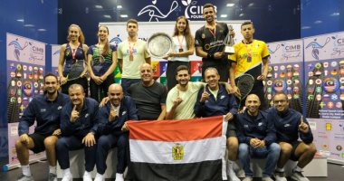 مصر تهيمن على منصة تتويج بطولة العالم لناشئى الاسكواش بـ6 ميداليات.. صور